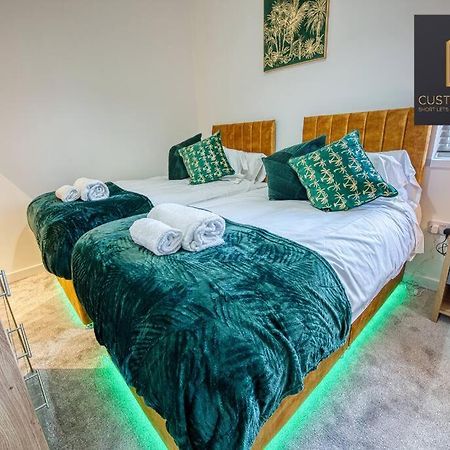 Two Bedroom - Central Peterborough - New Year Discount Ngoại thất bức ảnh