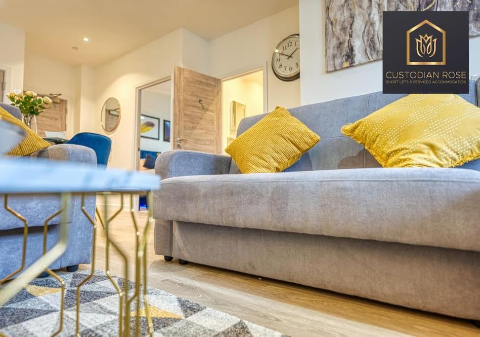Two Bedroom - Central Peterborough - New Year Discount Ngoại thất bức ảnh